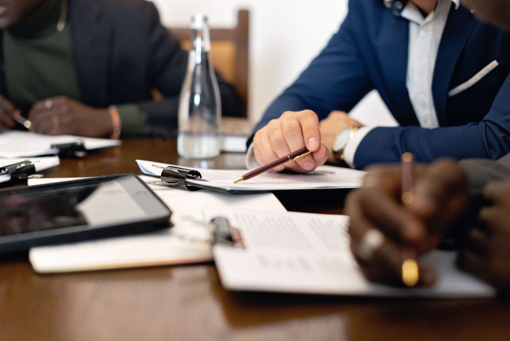 Cómo elegir una empresa de factoring en Perú — criterios clave